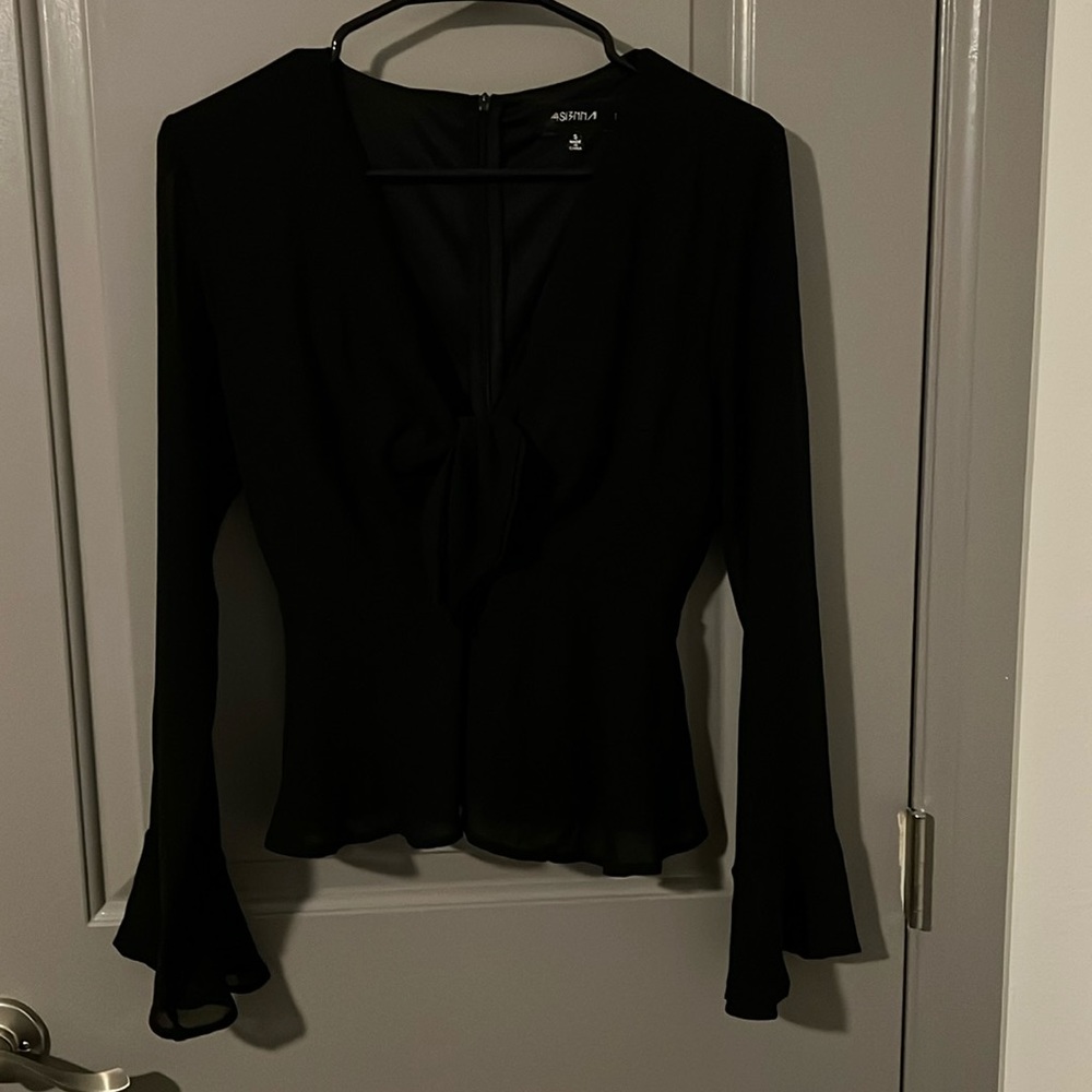 Black peplum mesh top